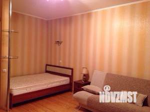 1-к квартира, на длительный срок, 37м2, 3/10 этаж