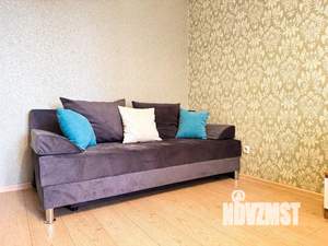 1-к квартира, посуточно, 47м2, 1/1 этаж