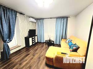 1-к квартира, посуточно, 40м2, 23/25 этаж
