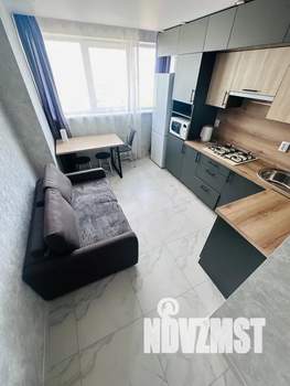 1-к квартира, посуточно, 40м2, 21/30 этаж