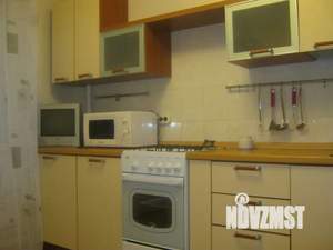 1-к квартира, посуточно, 50м2, 2/10 этаж