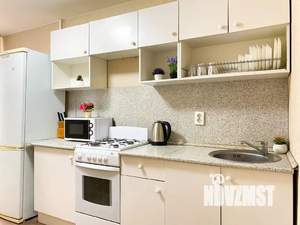 1-к квартира, посуточно, 38м2, 9/12 этаж