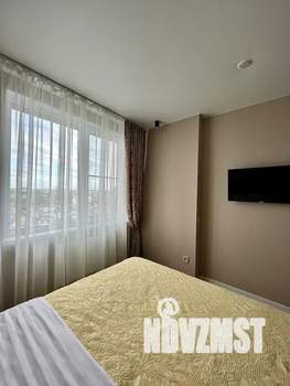 1-к квартира, посуточно, 32м2, 20/25 этаж