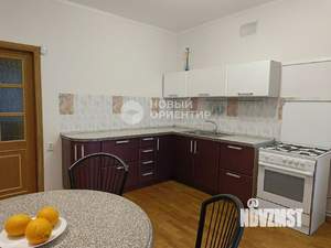 3-к квартира, на длительный срок, 107м2, 3/3 этаж