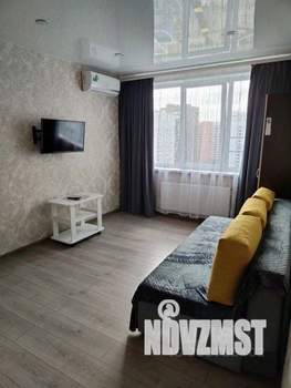 1-к квартира, посуточно, 36м2, 1/1 этаж