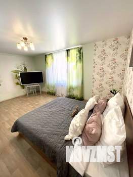 2-к квартира, посуточно, 75м2, 1/1 этаж