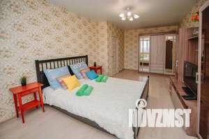 1-к квартира, посуточно, 40м2, 18/23 этаж