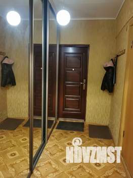 1-к квартира, посуточно, 43м2, 3/9 этаж