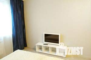 1-к квартира, посуточно, 52м2, 3/10 этаж