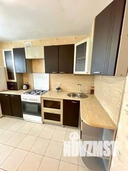 1-к квартира, посуточно, 50м2, 2/10 этаж