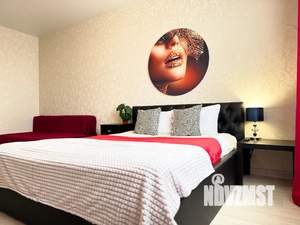 1-к квартира, посуточно, 50м2, 18/23 этаж