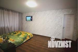 2-к квартира, посуточно, 45м2, 3/4 этаж