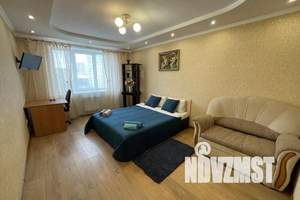 2-к квартира, посуточно, 64м2, 8/10 этаж