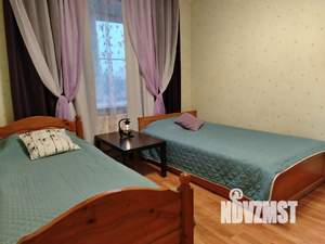 3-к квартира, посуточно, 100м2, 1/1 этаж