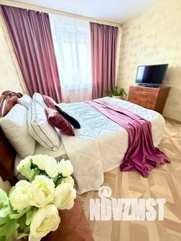 1-к квартира, посуточно, 50м2, 1/11 этаж