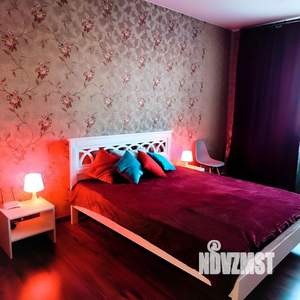 1-к квартира, посуточно, 42м2, 7/18 этаж