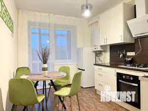 1-к квартира, посуточно, 41м2, 3/6 этаж