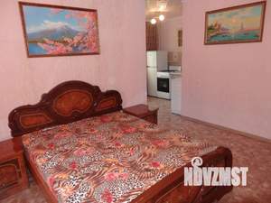 1-к квартира, посуточно, 40м2, 2/5 этаж