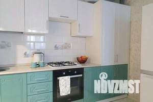 1-к квартира, посуточно, 42м2, 5/25 этаж