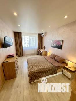 1-к квартира, посуточно, 42м2, 12/16 этаж