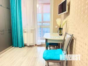 1-к квартира, посуточно, 40м2, 23/25 этаж