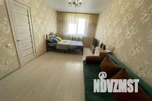 1-к квартира, посуточно, 35м2, 14/25 этаж