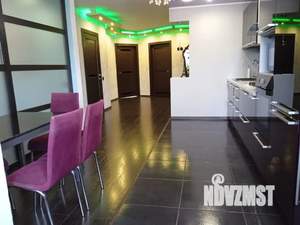 3-к квартира, посуточно, 100м2, 4/10 этаж