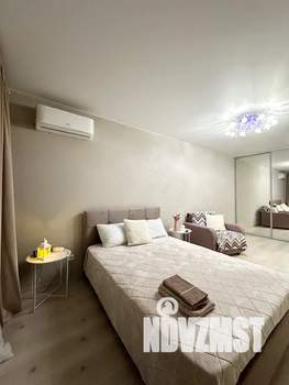 1-к квартира, посуточно, 40м2, 4/25 этаж