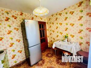 1-к квартира, посуточно, 35м2, 4/10 этаж