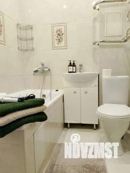 Студия квартира, посуточно, 30м2, 7/25 этаж