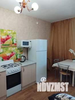 1-к квартира, посуточно, 41м2, 20/23 этаж