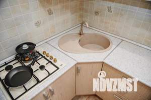 1-к квартира, посуточно, 40м2, 1/5 этаж