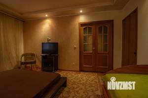 2-к квартира, посуточно, 70м2, 1/1 этаж