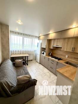 1-к квартира, посуточно, 40м2, 22/30 этаж