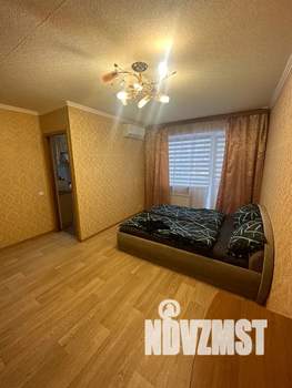 1-к квартира, посуточно, 35м2, 4/5 этаж