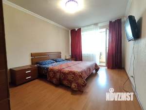 2-к квартира, посуточно, 75м2, 1/1 этаж