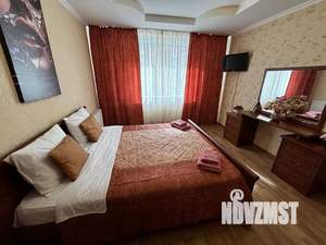 2-к квартира, посуточно, 67м2, 4/10 этаж