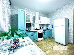 1-к квартира, посуточно, 40м2, 1/25 этаж