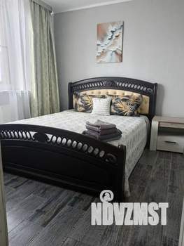 1-к квартира, посуточно, 45м2, 1/25 этаж