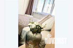 2-к квартира, посуточно, 48м2, 19/24 этаж