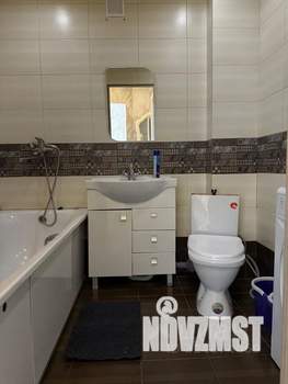 1-к квартира, посуточно, 38м2, 9/10 этаж