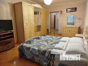 3-к квартира, посуточно, 108м2, 1/1 этаж