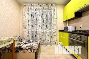 1-к квартира, посуточно, 38м2, 3/10 этаж