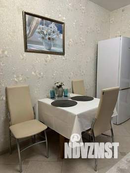 1-к квартира, посуточно, 38м2, 1/1 этаж