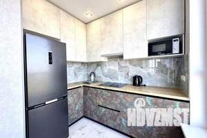 1-к квартира, посуточно, 45м2, 22/25 этаж