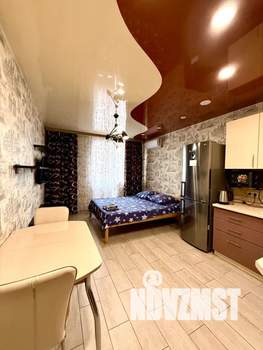 Студия квартира, посуточно, 32м2, 23/25 этаж