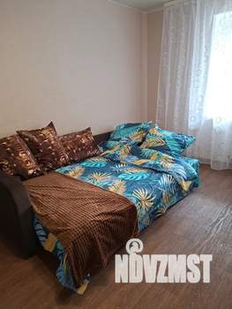 1-к квартира, посуточно, 37м2, 7/10 этаж