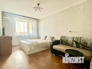 1-к квартира, посуточно, 47м2, 7/10 этаж