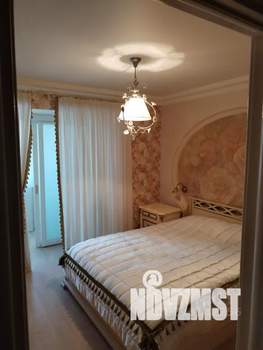 1-к квартира, посуточно, 64м2, 3/5 этаж