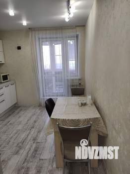 1-к квартира, посуточно, 42м2, 18/25 этаж